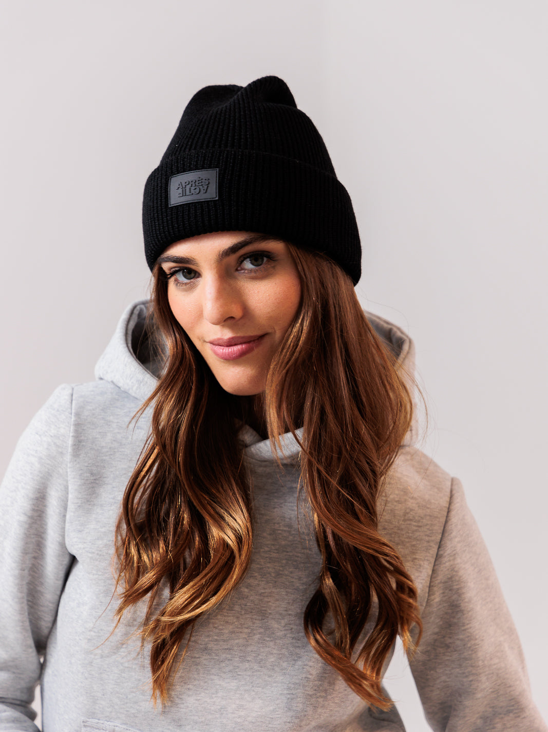 100% Merino Wool Beanie — Black