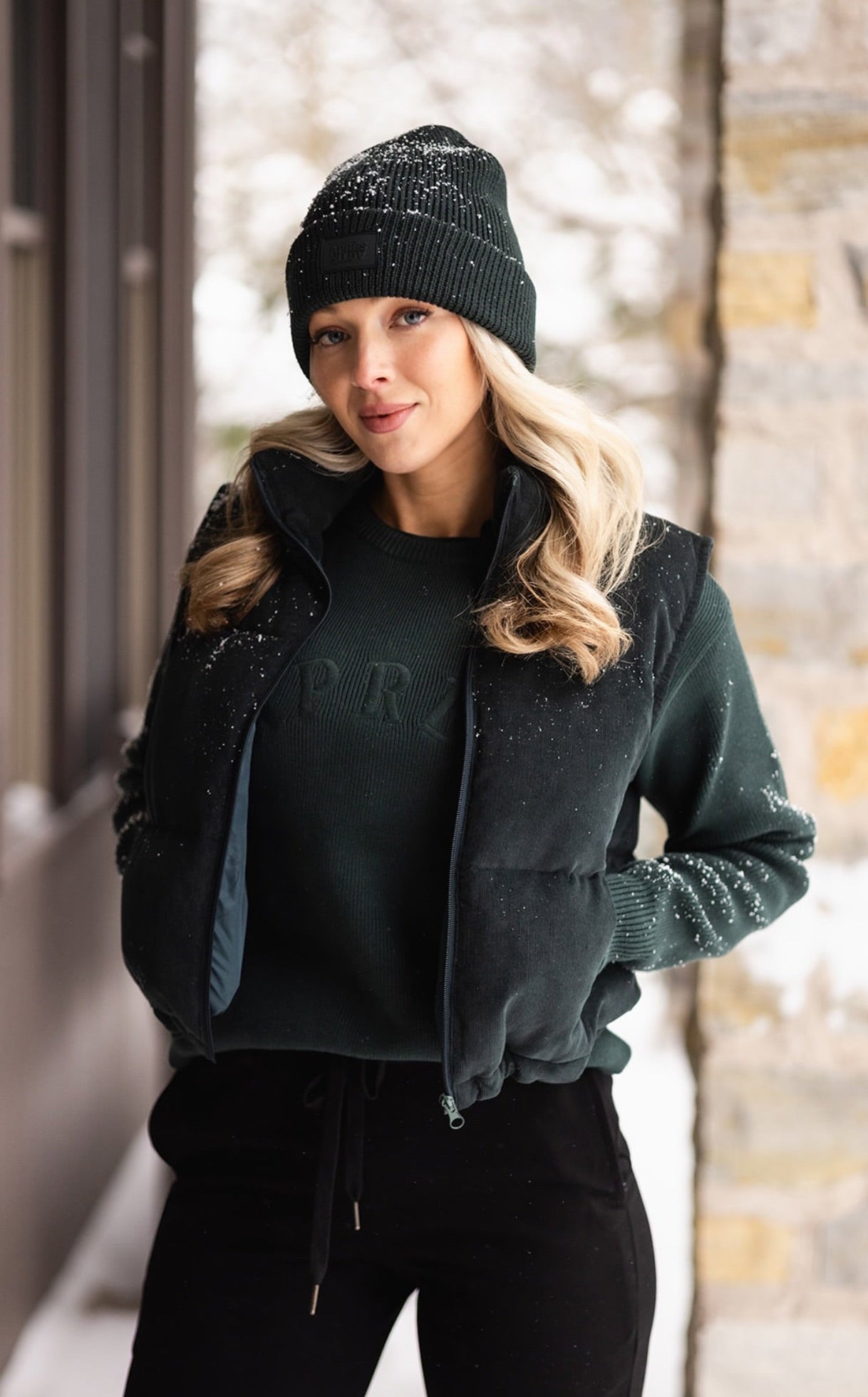 Après Actif Velvet Puffer Vest | Luxurious Women's Athleisure