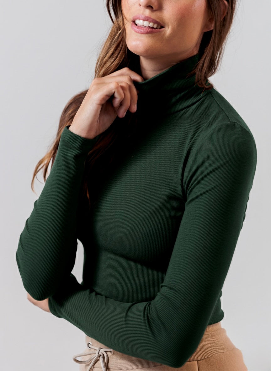 Ribbed Turtleneck — Forest Green