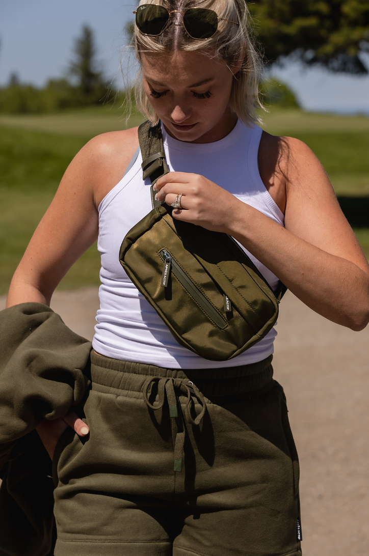 The Apres Belt Bag Stylish Functional Waterproof Nylon with Custom Buckle Apres Actif