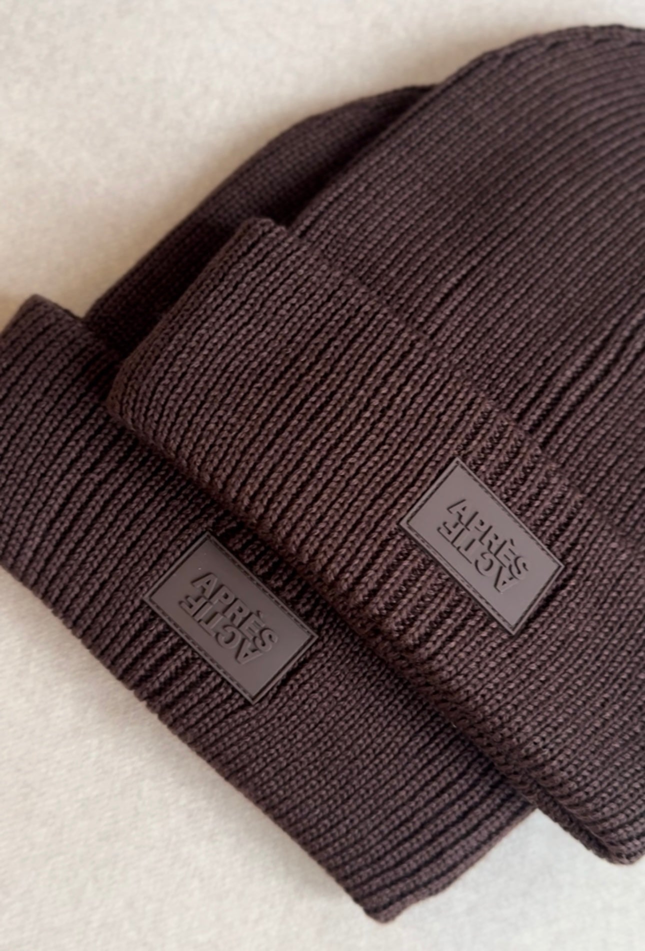 100% Merino Wool Beanie — Espresso