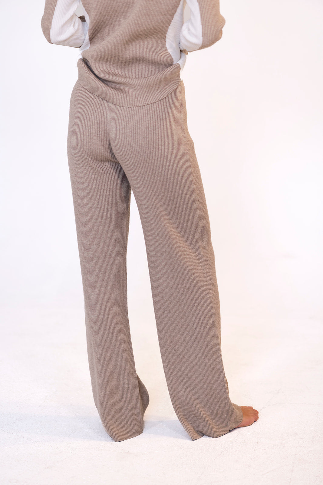 Après Chalet Ribbed Knit Pant — Champagne